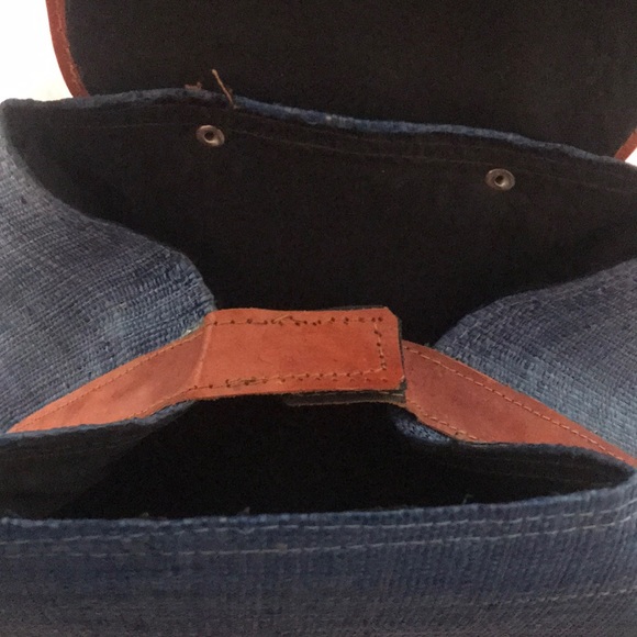 Mini Straw Backpack - Picture 6 of 8